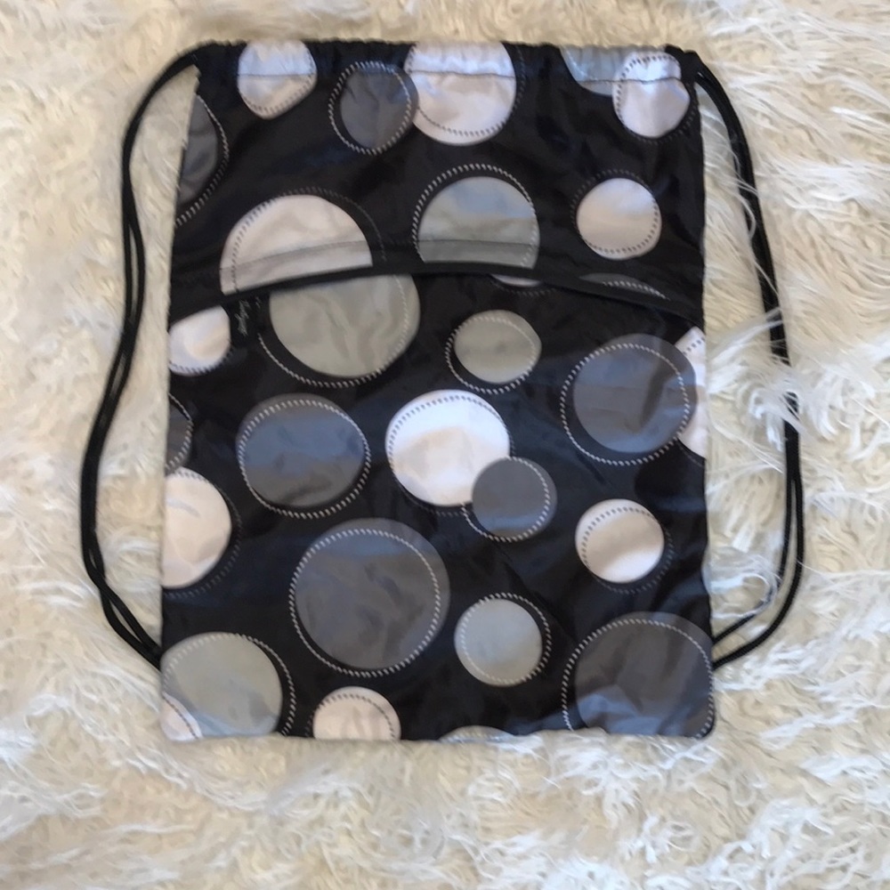 Thirty one drawstring back pack with zipper